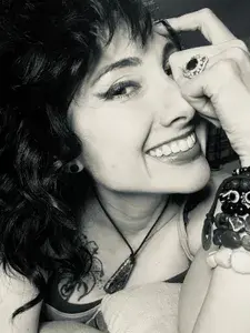 28 Bare Heels profile picture