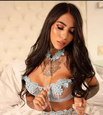 Jenn Reina profile picture