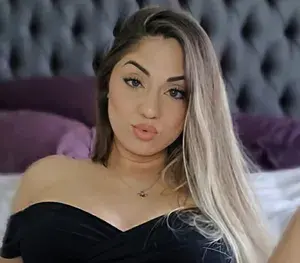 Rikkie Leigh FREE 👑💜 profile picture