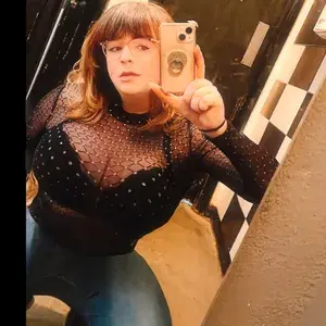 Iris profile picture