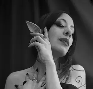 โ๏ธ Miss Kitsune ๐๐ง๐ฅ profile picture