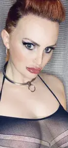 Chloe Davis profile picture