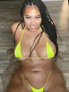 Chanel Foxx VIP profile picture