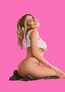 HONEY 🍯 Naughty wife next door profile picture