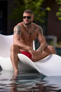 Crush Daddy profile picture