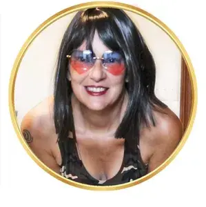 ♠️ Soccer Mom Queen of Spades profile picture