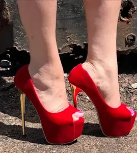 Pussy foot kink profile picture