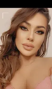 Nylon Goddess Sandra 💙 profile picture