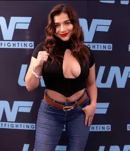 Iyana verduzco profile picture