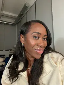 Birthday April 6th 🥳🎂🎉 profile picture