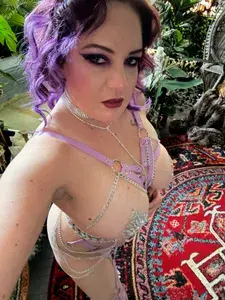 Theresa Rose profile picture