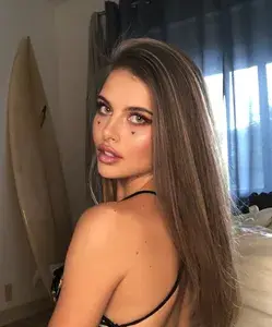 Alli🐱 profile picture