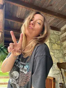 Beth profile picture