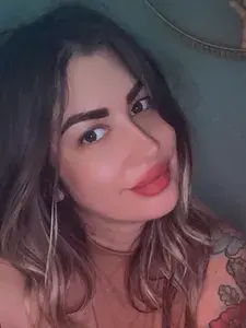 𝗟𝗔𝗬𝗟𝗔 𝗙𝗜𝗡𝗖𝗛🌸 profile picture