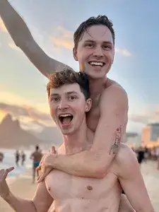 Czechgaytwins 0.08% profile picture