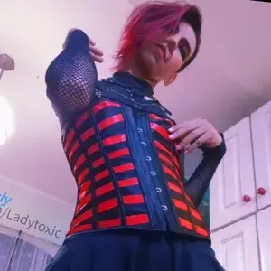 Lady Toxic profile picture