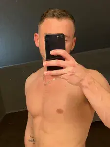 Fresher1221 profile picture