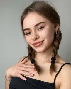 Tiny Zoe🌹 profile picture