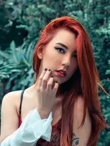 AMRA ๐ $6 nerd geek girlfriend kawaii ๐ฎ profile picture