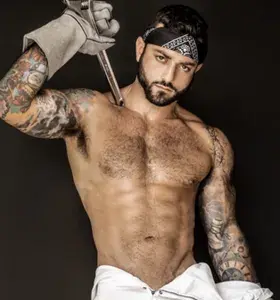 Drew Valentino (DrewcyFrOOtXL) profile picture