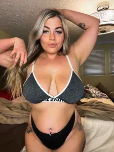 FULL XXX Posted on Wall 🥵 Step Sibs profile picture