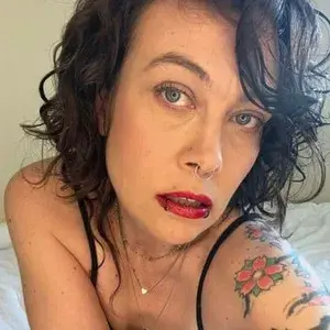 Ramona’s Love Bugs 💞🐞🐛💞 profile picture