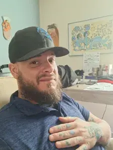 Hurts Donut profile picture