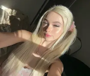 Alyssa 🌸 🟢ONLINE NOW🟢 profile picture