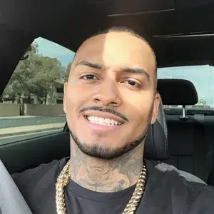 Milan Paris profile picture