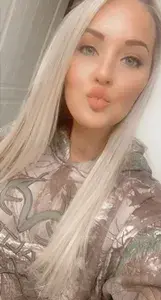 Emily 🖤 profile picture