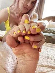 👑 Amanda 💅🏻👣🤑🐷 Feet & 420 profile picture