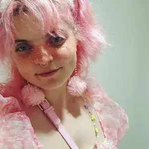 PinkPeach profile picture