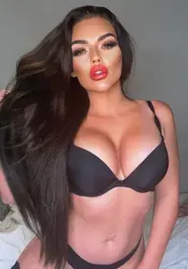 Demi louise😋 profile picture