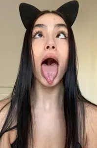 Rose 🌹 profile picture