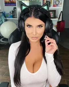 Romi Rain's FREE Onlyfans profile picture