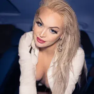 Danielle DeNicola profile picture