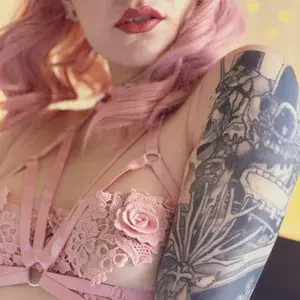 Poisonne profile picture