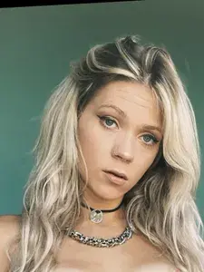 A✨ profile picture