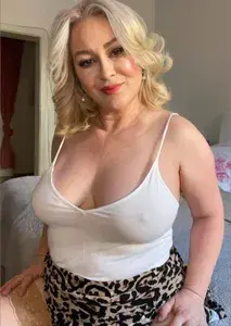 Angela Moorez profile picture