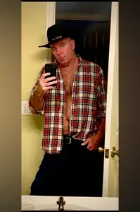 NotSoCutDad profile picture