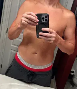 L E 0 profile picture