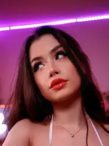 Laurel Jeune 🍅 profile picture