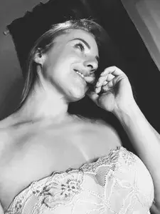 Your Local Gym Mom 💋💦🍑 profile picture