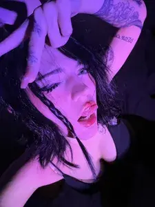 ess <3 profile picture