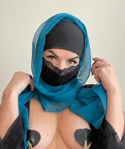 GALA BLACK 🖤 𝗠𝗬𝗦𝗧𝗘𝗥𝗬 𝗣𝗔𝗚𝗘☪︎ profile picture