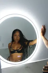 NaliniWestWood profile picture