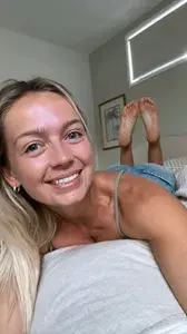 Lauren's pretty little feet 👣 🍯 profile picture