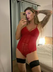 Sarah Montana Single Mom 💋💄 profile picture