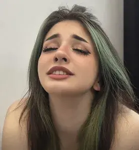 Ella🌙 profile picture