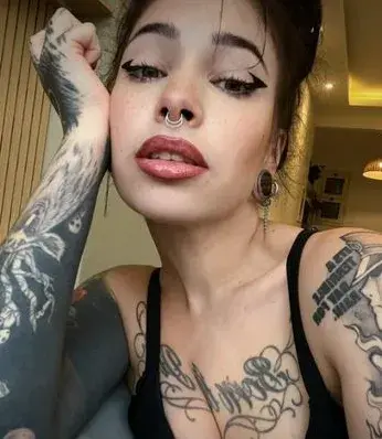 CHRIS - YOUR JIZZ BUCKET 😈😈😈 profile picture